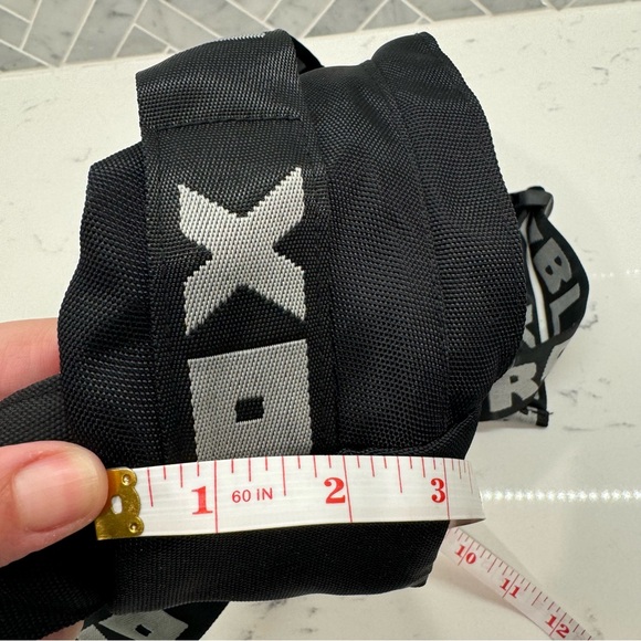 Roblox Adjustable Belt Bag - Picture 7 of 8